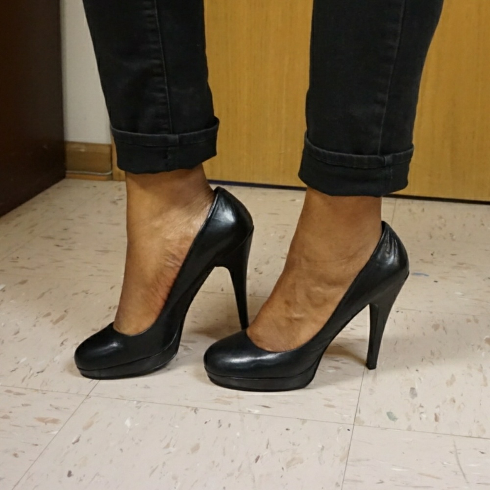 Nine West pumps